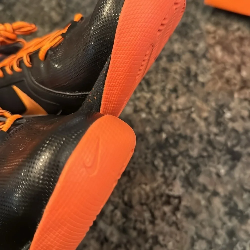 Nike overplay VIII NIB 9